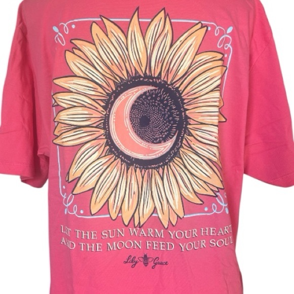 Lily Grace Sunflower & Crescent Moon Coral T-Shirt front chest pocket Nee L & XL - Picture 9 of 15